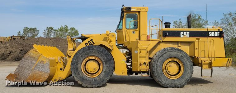 image for item L1255 1994 Caterpillar 988F  wheel loader