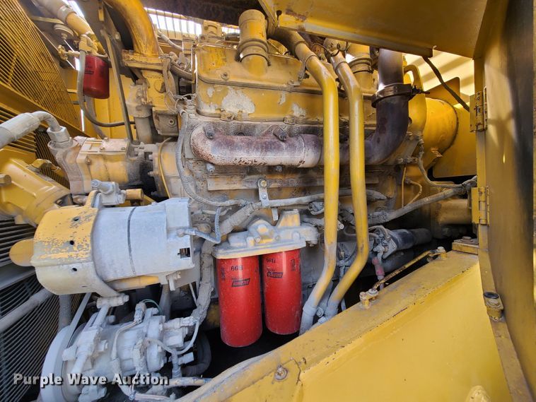 image for item L1255 1994 Caterpillar 988F  wheel loader