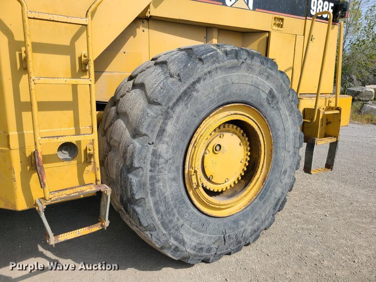 image for item L1255 1994 Caterpillar 988F  wheel loader