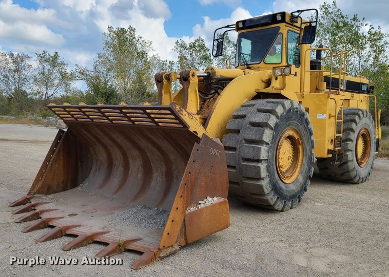 image for item L1256 1993 Caterpillar 988F  wheel loader