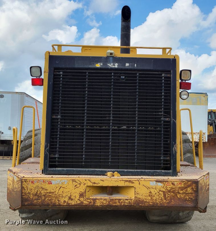 image for item L1256 1993 Caterpillar 988F  wheel loader