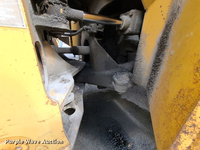 image for item L1256 1993 Caterpillar 988F  wheel loader