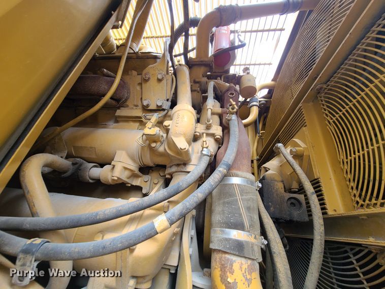 image for item L1256 1993 Caterpillar 988F  wheel loader