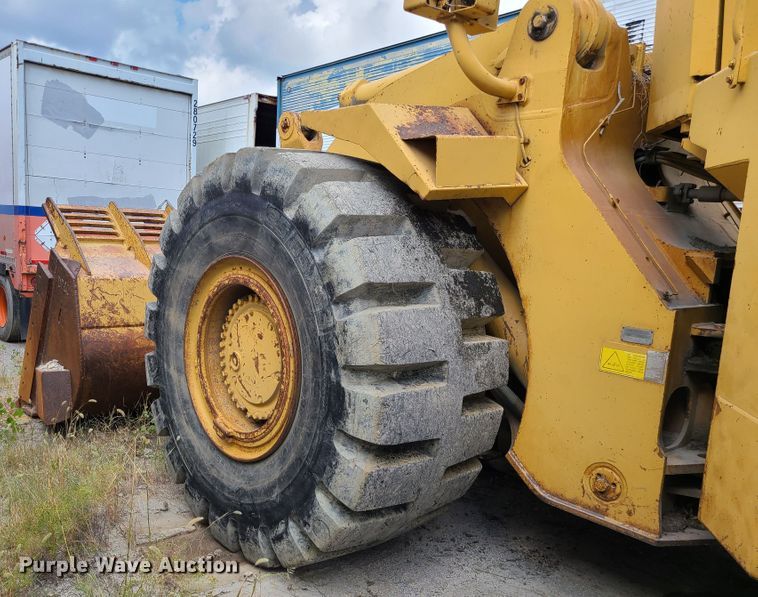 image for item L1256 1993 Caterpillar 988F  wheel loader