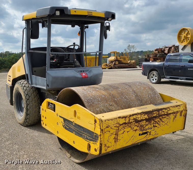 image for item L1258 Dynapac CA1500D  single drum vibratory roller