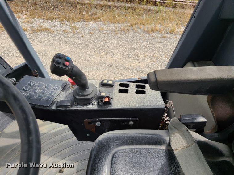 image for item L1258 Dynapac CA1500D  single drum vibratory roller