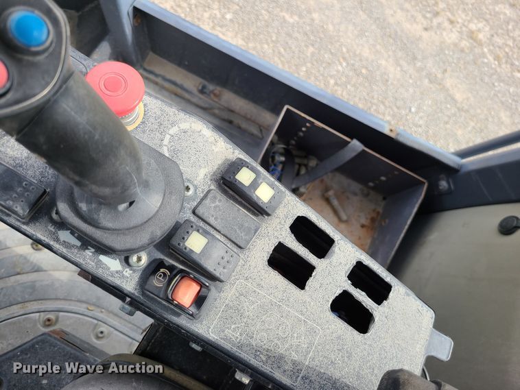 image for item L1258 Dynapac CA1500D  single drum vibratory roller