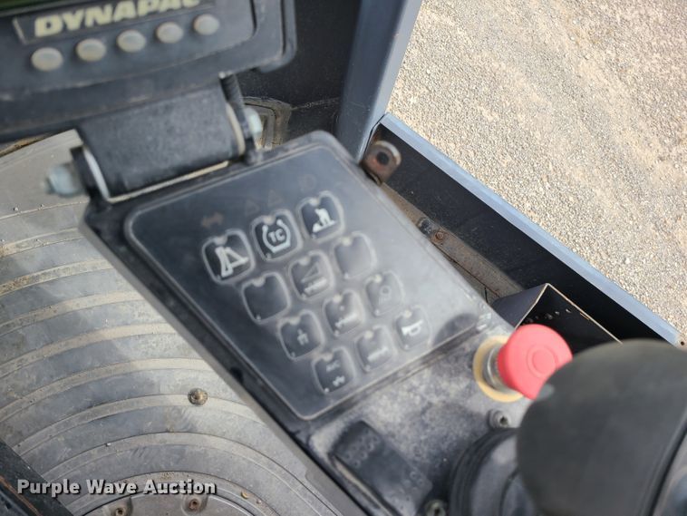 image for item L1258 Dynapac CA1500D  single drum vibratory roller