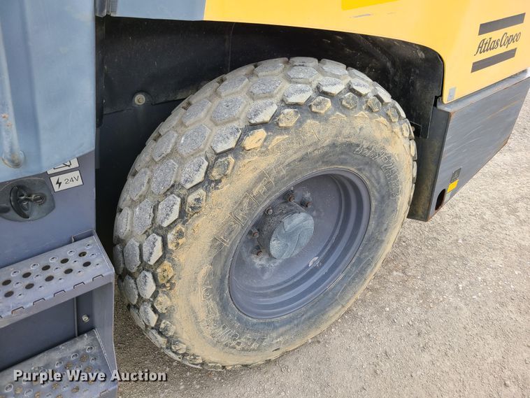 image for item L1258 Dynapac CA1500D  single drum vibratory roller