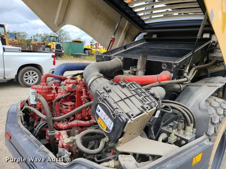 image for item L1258 Dynapac CA1500D  single drum vibratory roller