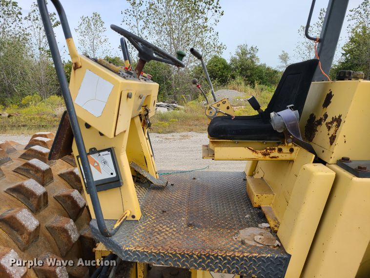 image for item L1259 1999 Bomag BW172 PDB  single drum vibratory roller