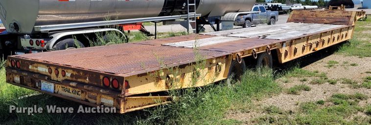 image for item BY9457 1994 Trail King TK70HT  drop deck equipment trailer