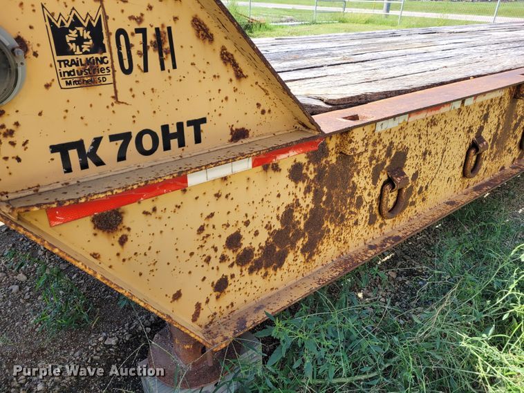 image for item BY9457 1994 Trail King TK70HT  drop deck equipment trailer