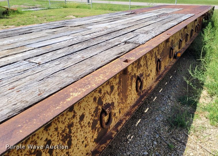 image for item BY9457 1994 Trail King TK70HT  drop deck equipment trailer