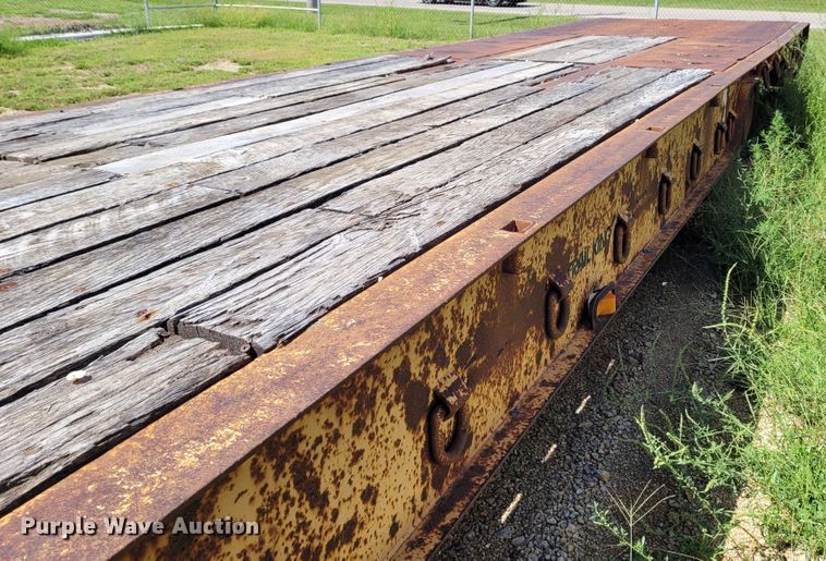 image for item BY9457 1994 Trail King TK70HT  drop deck equipment trailer