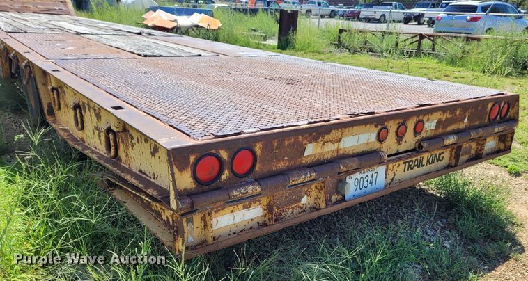 image for item BY9457 1994 Trail King TK70HT  drop deck equipment trailer
