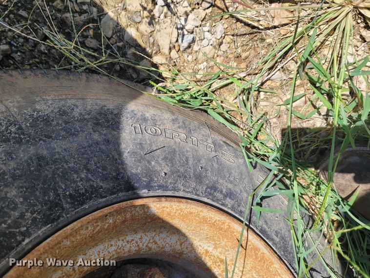 image for item BY9457 1994 Trail King TK70HT  drop deck equipment trailer