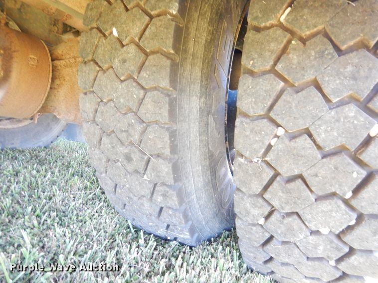 image for item DG0864 2009 Thomas Built Buses  school bus