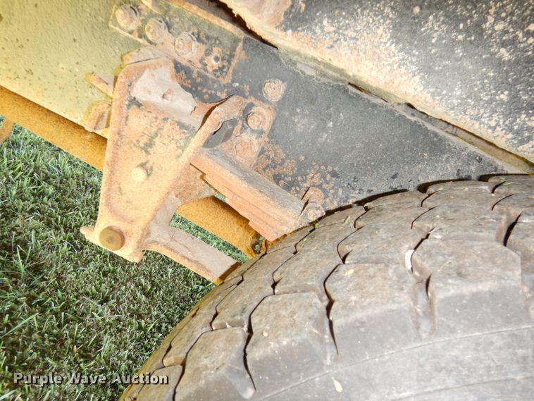 image for item DG0864 2009 Thomas Built Buses  school bus