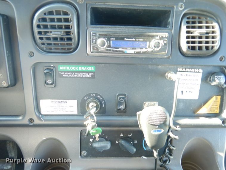 image for item DG0864 2009 Thomas Built Buses  school bus