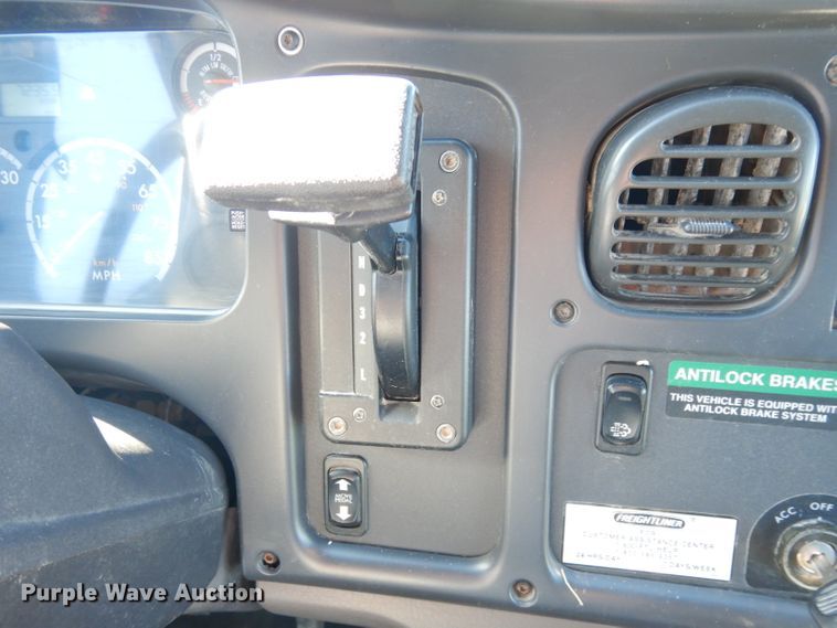 image for item DG0864 2009 Thomas Built Buses  school bus