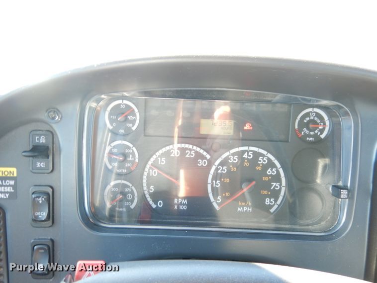 image for item DG0864 2009 Thomas Built Buses  school bus