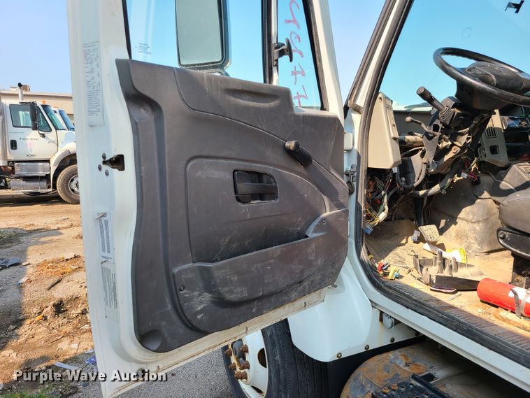 image for item DI6144 2009 International WorkStar 7300  dump truck