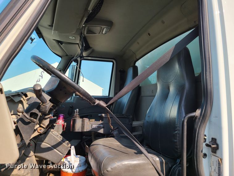 image for item DI6144 2009 International WorkStar 7300  dump truck