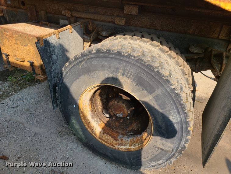 image for item DI6144 2009 International WorkStar 7300  dump truck