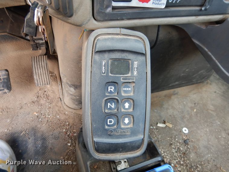 image for item DI6666 2010 International 7300  dump truck