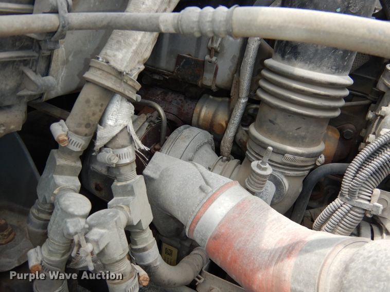 image for item DI6666 2010 International 7300  dump truck