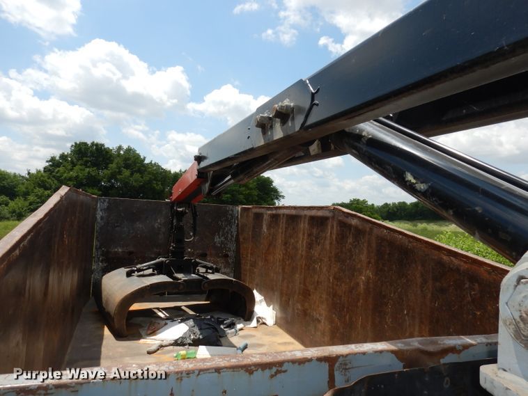 image for item DI6666 2010 International 7300  dump truck