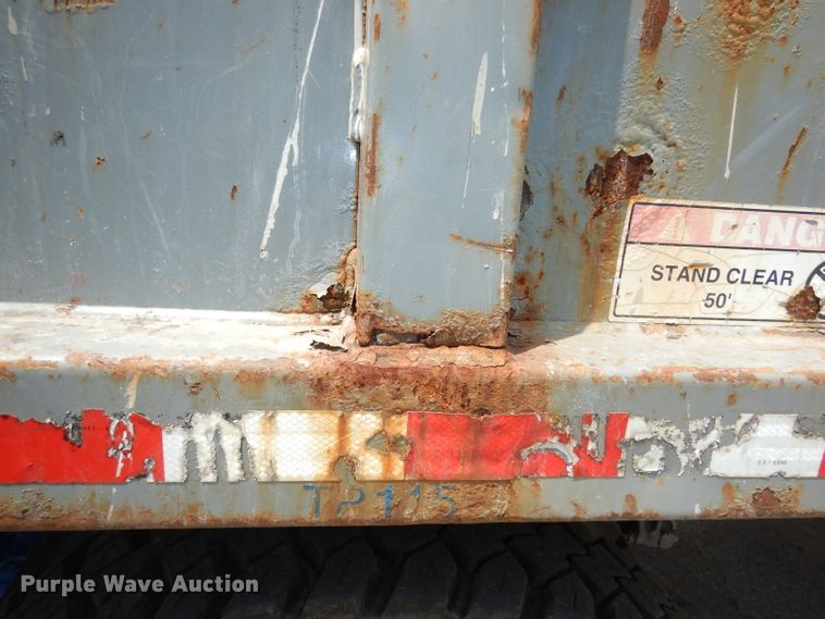 image for item DI6666 2010 International 7300  dump truck