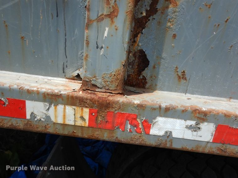 image for item DI6666 2010 International 7300  dump truck