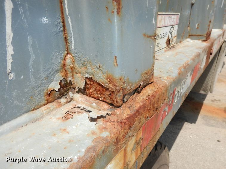 image for item DI6666 2010 International 7300  dump truck