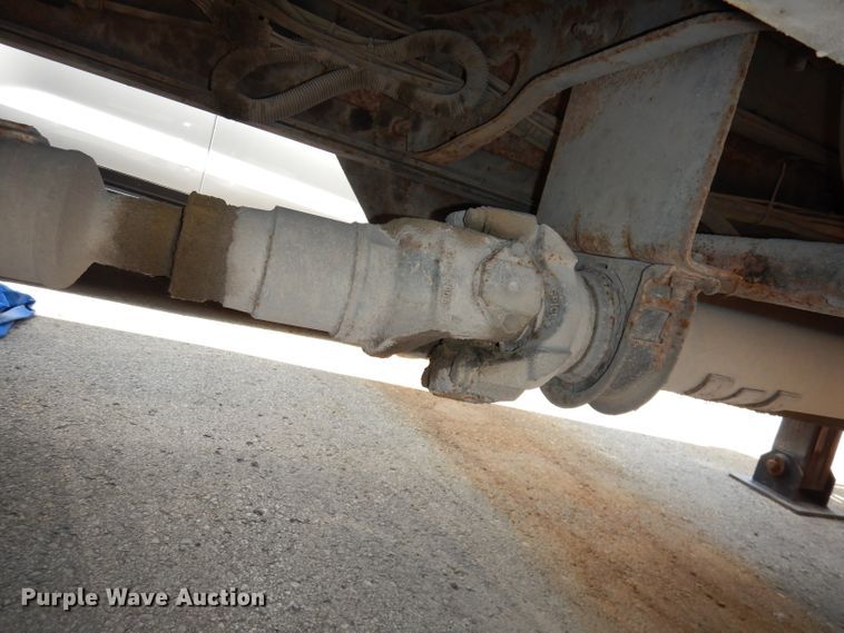 image for item DI6666 2010 International 7300  dump truck