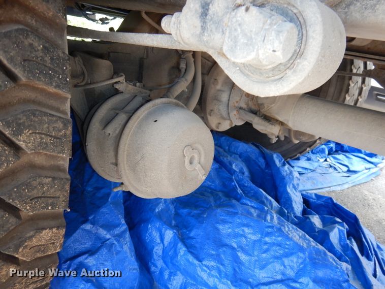 image for item DI6666 2010 International 7300  dump truck