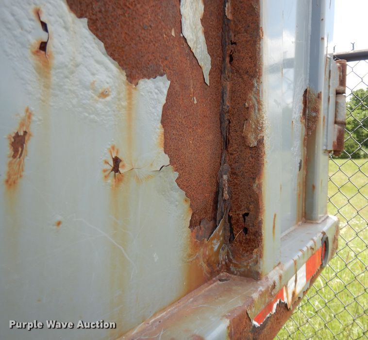 image for item DI6666 2010 International 7300  dump truck