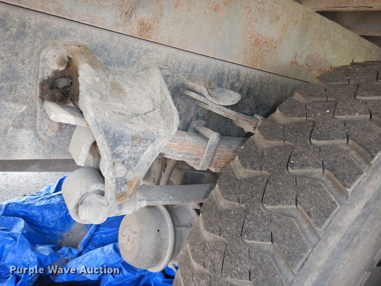 image for item DI6666 2010 International 7300  dump truck