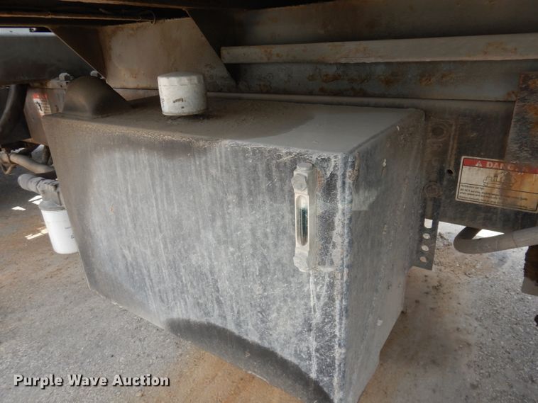 image for item DI6666 2010 International 7300  dump truck