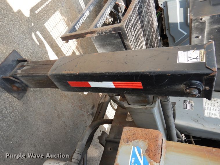 image for item DI6666 2010 International 7300  dump truck