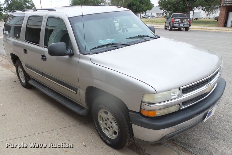 image for item DJ7507 2005 Chevrolet Suburban  SUV