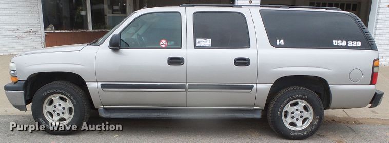 image for item DJ7507 2005 Chevrolet Suburban  SUV