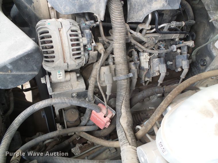 image for item DJ7507 2005 Chevrolet Suburban  SUV