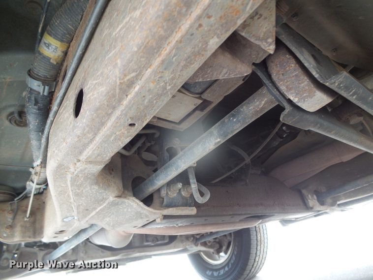 image for item DJ7507 2005 Chevrolet Suburban  SUV