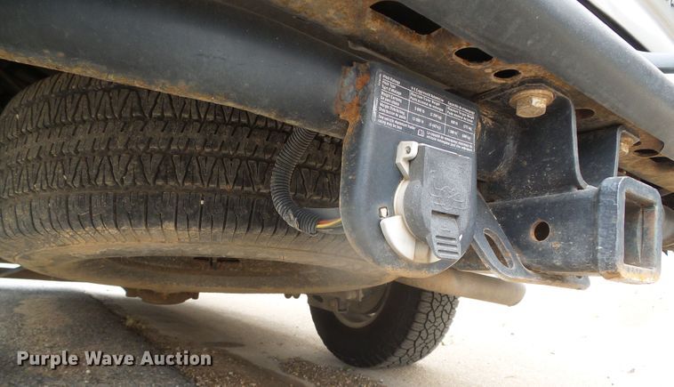 image for item DJ7507 2005 Chevrolet Suburban  SUV