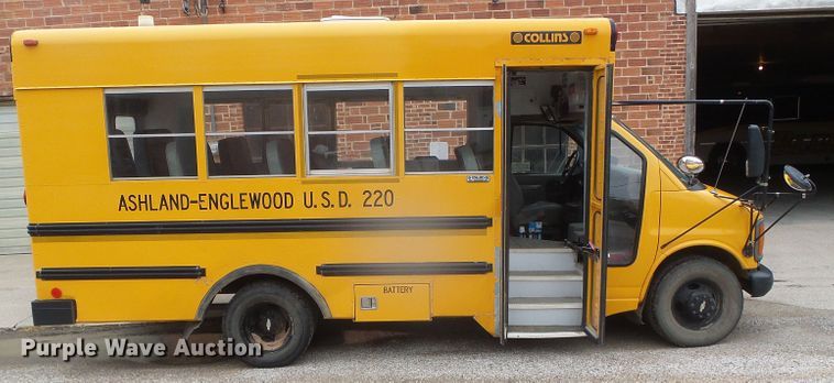 image for item DJ7508 1998 Chevrolet Express  school bus