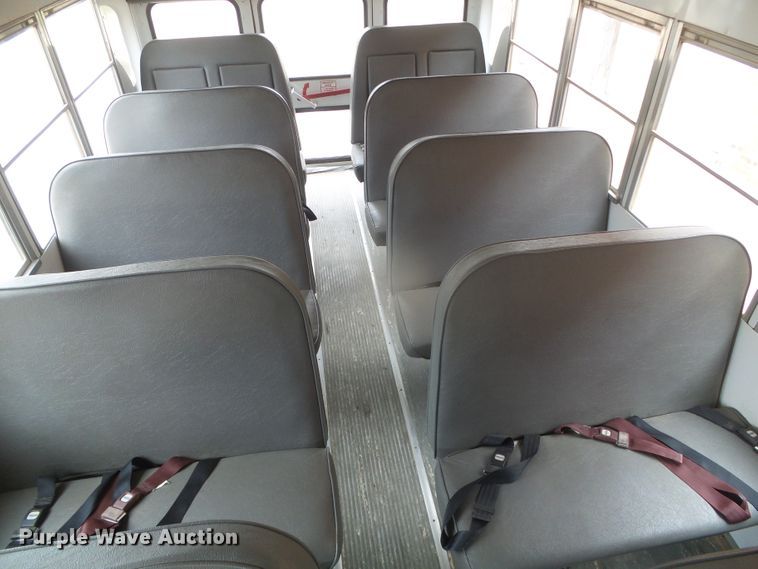 image for item DJ7508 1998 Chevrolet Express  school bus