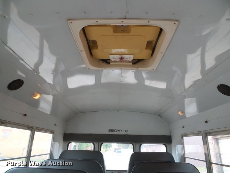 image for item DJ7508 1998 Chevrolet Express  school bus