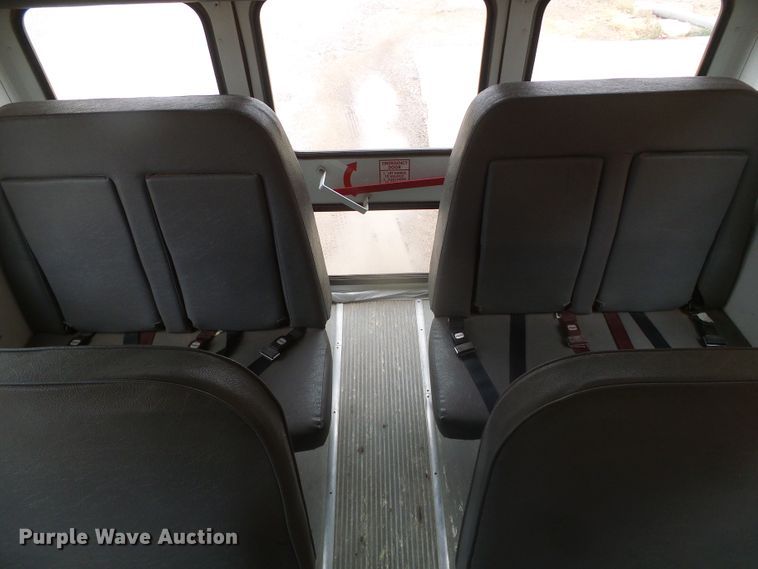 image for item DJ7508 1998 Chevrolet Express  school bus